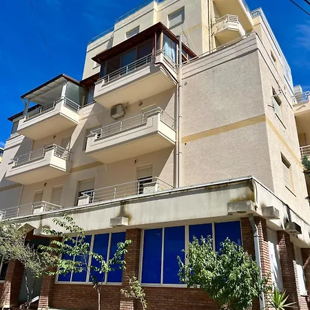 Apartment Front 2br *